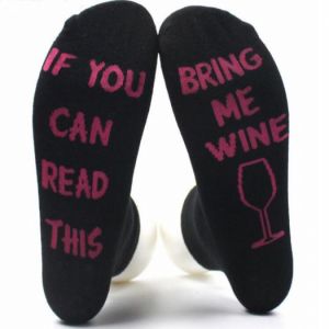 Ponožky s textem pro milovníky vína