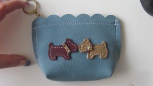 Peněženka na klíče motiv pes  - barva modrá  - skotský teriér, westík  104