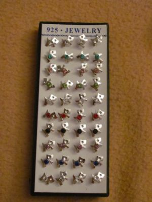 Earrings with stones